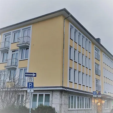 Szálloda Parkhotel Friedrichstrasse 3*